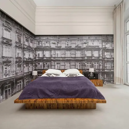 Apartman Unique And Bright Library Near Old Town In By Renters *