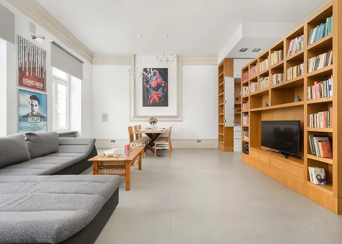 Appartement Unique And Bright Library Near Old Town In By Renters Wrocław