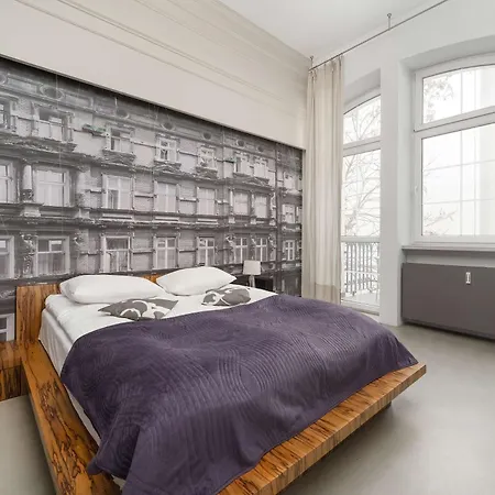 Unique And Bright Library Near Old Town In By Renters Breslau